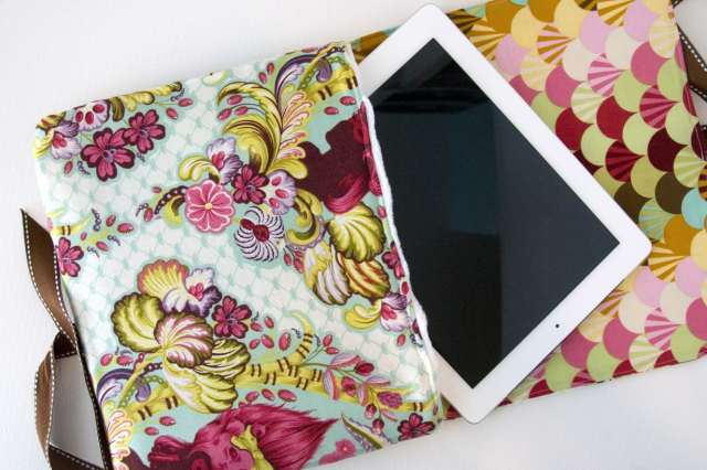 Handmade Gifts to Make for Your Loved Ones (or sell them, they're that good!) | DIY padded ipad case | So Sweet Collective